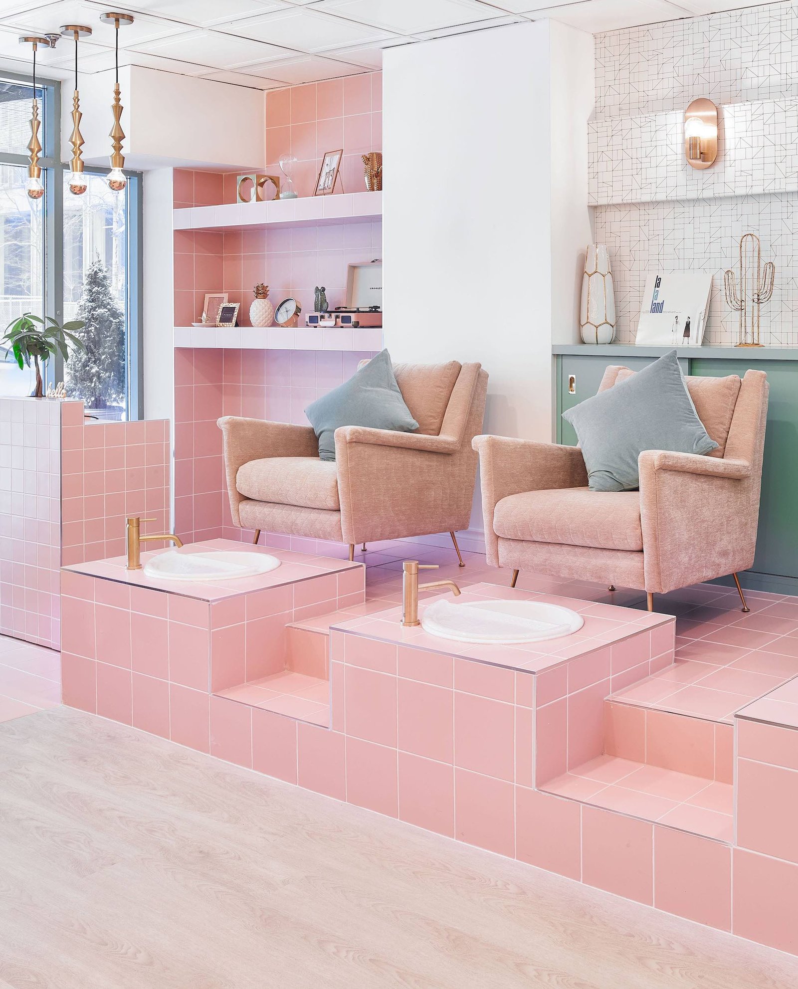 The Cube Nail Lab | MUSE Design Awards