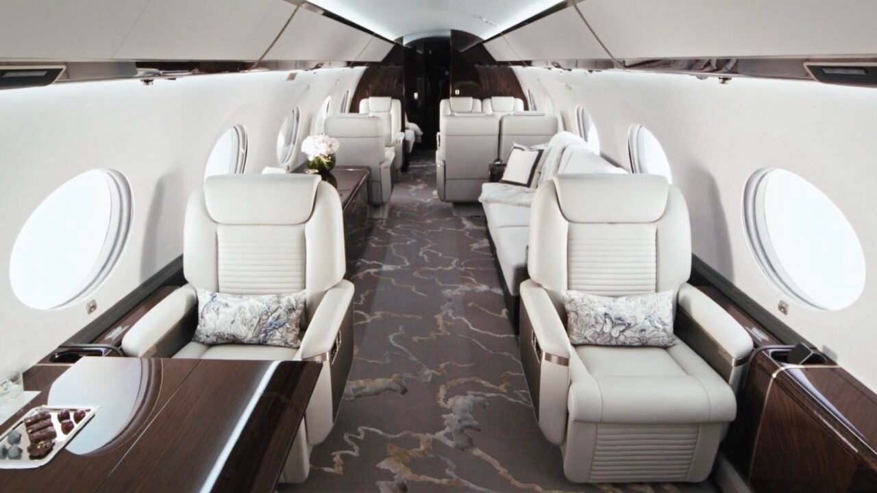 Jets 100 | iLuxury Awards