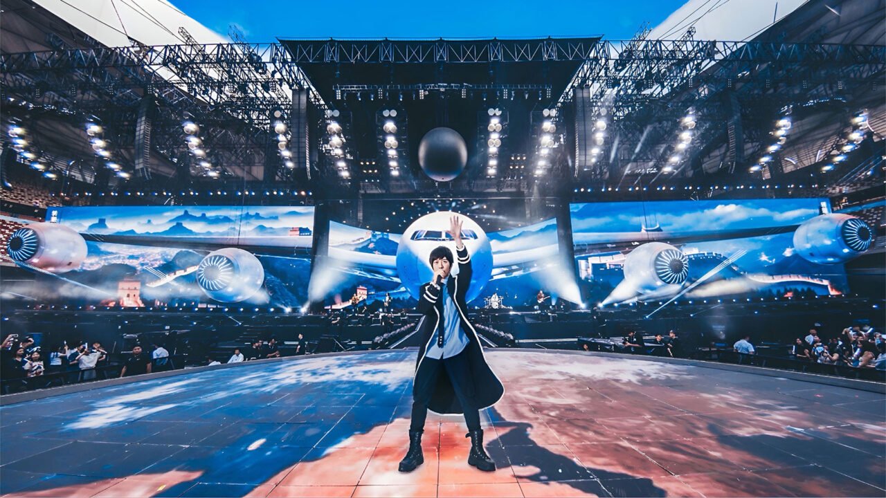MAYDAY #5525 LIVE TOUR