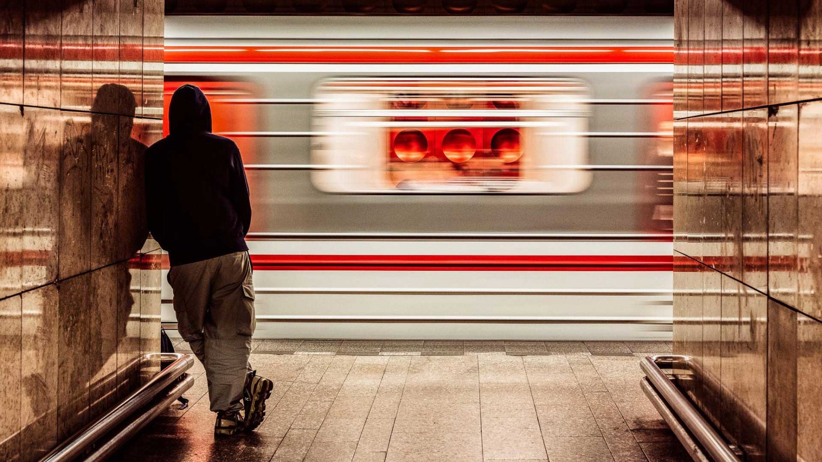 Stillness and speed | Antonin Dudek